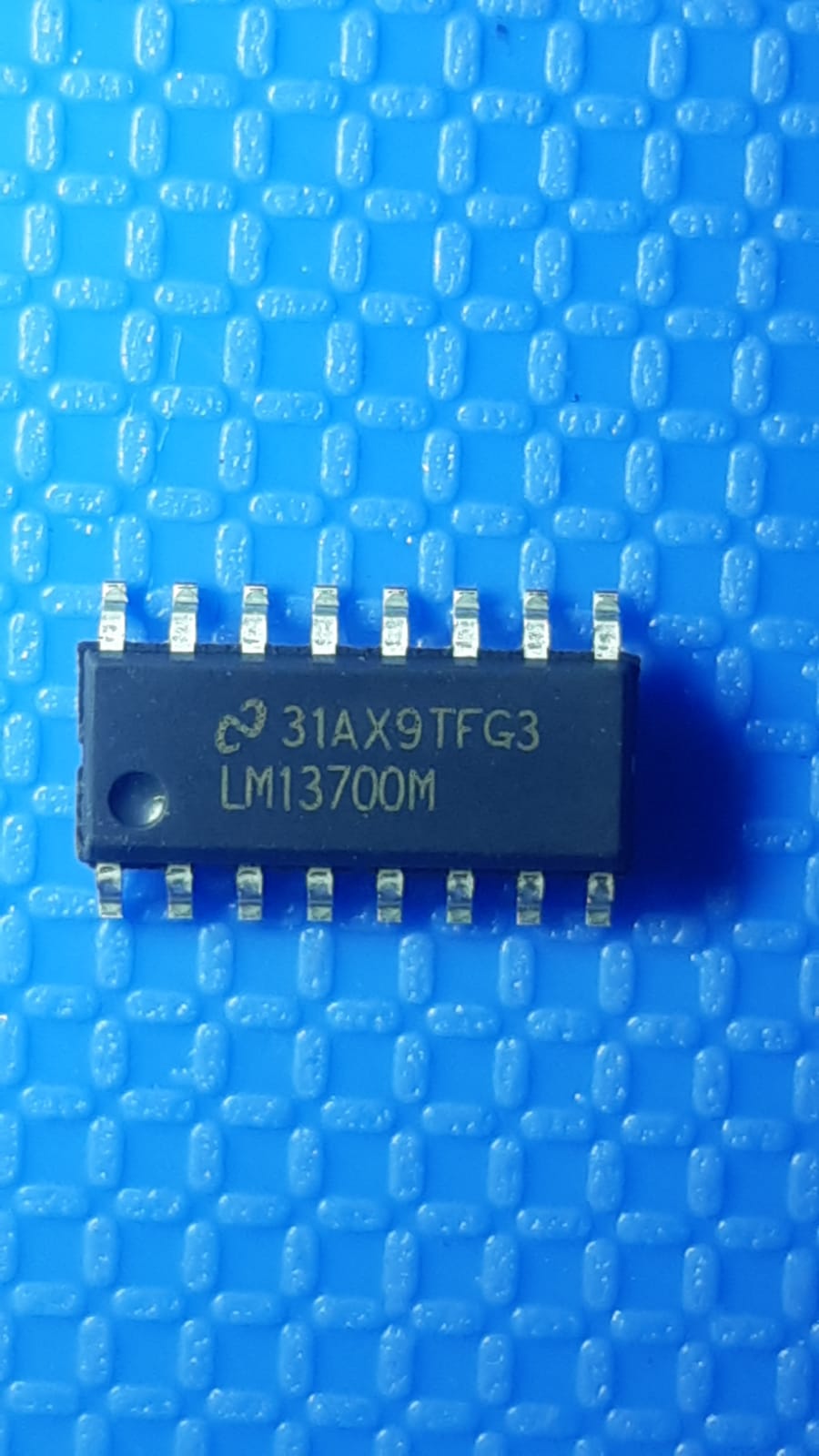 LM13700M  in Integrated Circuit